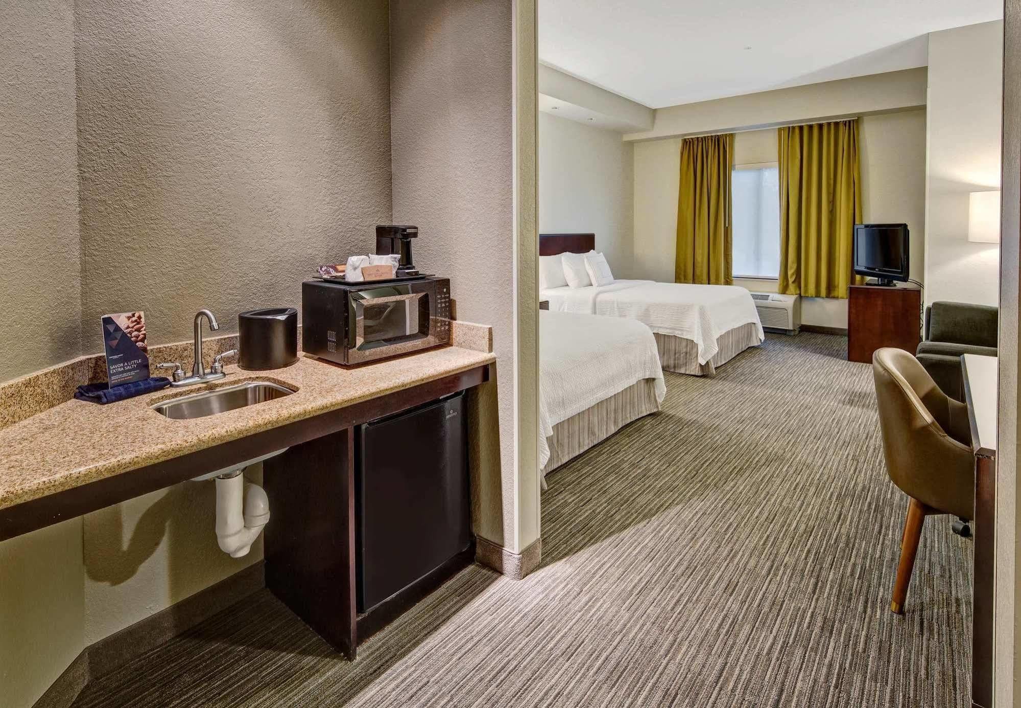 Springhill Suites By Marriott Naples Golden Gate Exterior foto